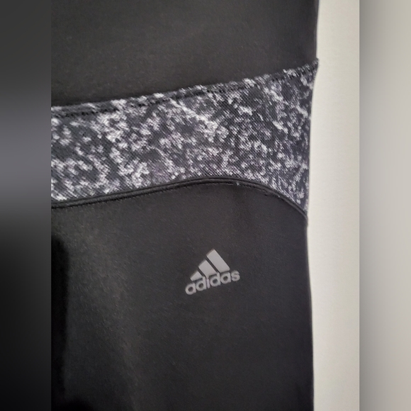 Adidas Black Climalite Leggings Running Tight Pants Zip Pocket. Size Medium. - Picture 2 of 4